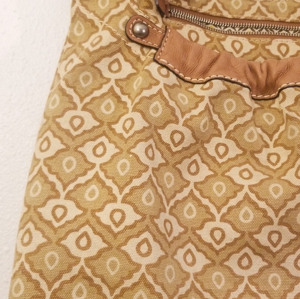 Fossil. Beige Patterned Canvas Style Shoulder Bag… - image 3